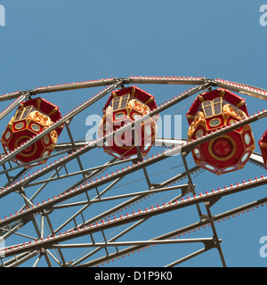 Niedrigen Winkel Ansicht ein Riesenrad, Bahnhofstrasse, Zürich, Schweiz Stockfoto