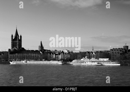 Reich verzierte Gebäude im Bereich zwischen der Stadt Köln, Nordrhein-Westfalen, Deutschland, Europa Stockfoto