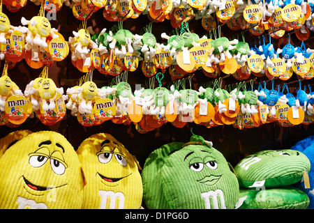 Innenraum des M & M speichern Leicester Square in London UK Stockfoto