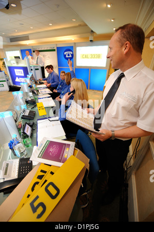 Die DVLA Auktion von personalisierten Registrierungen im Dormy House Hotel in der Nähe von Broadway, Worcestershire - Damian Lawson, Marketing Stockfoto