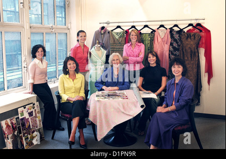 Praktikanten arbeiten bei einem Mode-Design-Studio in New York City Stockfoto