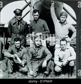 6 amerikanische Flieger, die rund um die Welt Erstflug, 6. April - 24. September 1924, Seattle, Washington, USA teilgenommen, Stockfoto