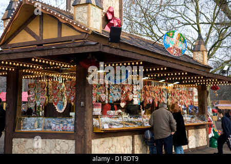 Hyde Park Winter Wonderland, in London, England, Großbritannien mit Marktständen und Besucherattraktionen Stockfoto