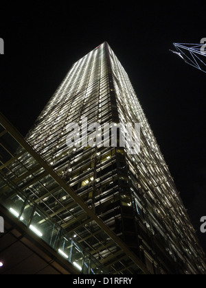 niedrigen Winkel Ansicht hoch steigen Wolkenkratzer Hongkong Stockfoto