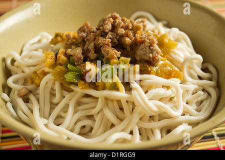 Dan Dan Nudeln, der Sichuan-Klassiker Stockfoto