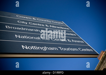 Nottingham-Tourismus-Zeichen im City Center - National Ice Center Broadmarsh, Tourismus Stockfoto