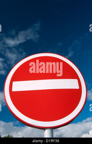 Kein Eintrag-Warnschild unterwegs im Königreich. Stockfoto