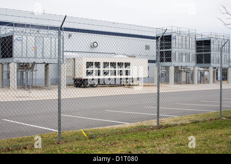Ein komplexes Rechenzentrum betrieben von VADATA, Inc., ein Tochterunternehmen von Amazon.com in Manassas, Virginia. Stockfoto
