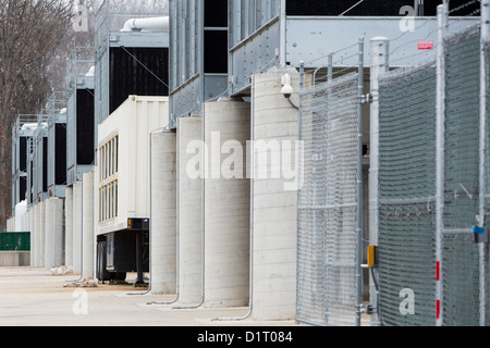 Ein komplexes Rechenzentrum betrieben von VADATA, Inc., ein Tochterunternehmen von Amazon.com in Manassas, Virginia. Stockfoto