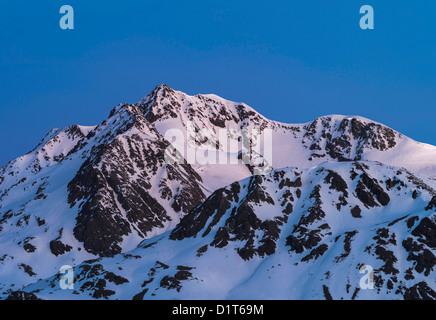 Die Ötztaler Alpen im Winter mit Eis und Schnee in der Nähe von Vent, Tyrol. Sonnenaufgang über dem Berg Wildspitze (3768m). Österreich, Tirol. Stockfoto