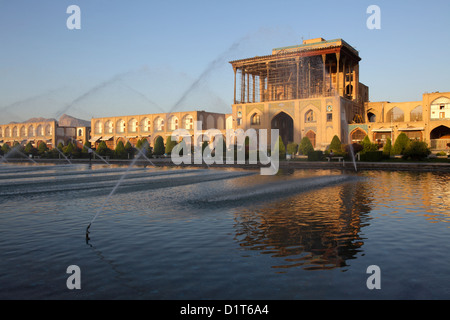 Ali Qapu Palast in Naqsh-e Jahan Quadrat, Isfahan, Iran Stockfoto