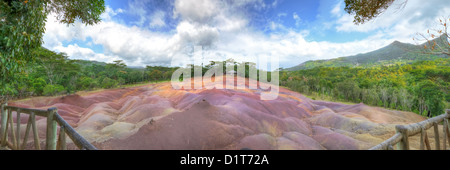 Panoramablick auf sieben farbige Erde von Chamarel in Mauritius Stockfoto