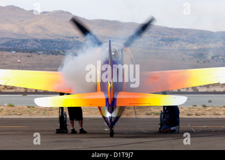 Unbegrenzte Air Racer Rare Bear ist eine modifizierte Grumman Bearcat Stockfoto