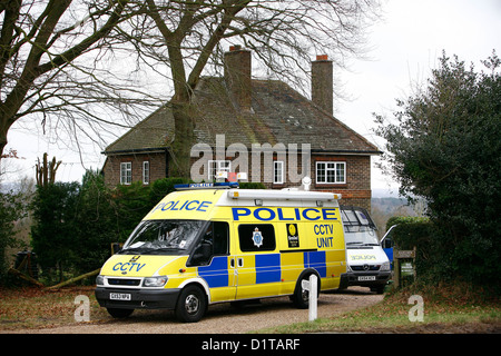 Eine Polizei CCTV Transit Van außerhalb einen Tatort. Stockfoto