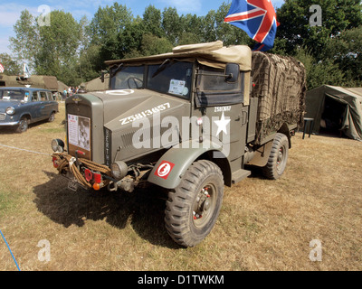 Der 1944 Morris-Commercial C8 GS ist ein britischer Militärwagen, der während des Zweiten Weltkriegs hauptsächlich für den Transport von Personal und Hilfsgütern eingesetzt wurde. Es war Teil der alliierten Kriegsbemühungen und wurde bei Veranstaltungen wie der Krieg- und Friedensshow gezeigt. Stockfoto