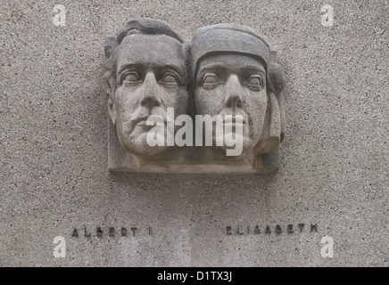 Denkmal für König Albert I und Königin Elisabeth Gabriele Valerie Marie (Teil des ersten Weltkriegs Memorial). Ostende, West-Flandern, Stockfoto