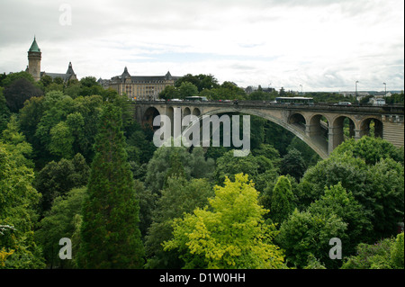 Luxemburg, die Adolphe-Brücke über das Petruss-Tal Stockfoto