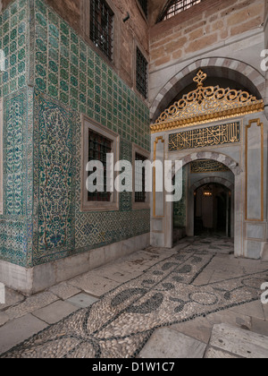 Korridor der Konkubinen, der Haupteingang, der Harem und Sultan im Topkapi Palast, Istanbul Stockfoto