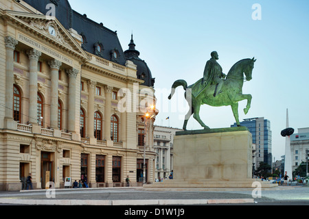 Bukarest, Rumänien, die Reiterstatue von Carol ich auf dem Platz der Revolution Stockfoto