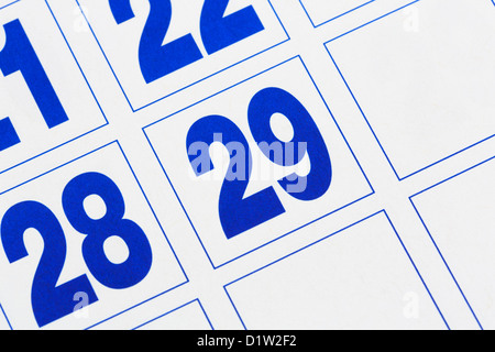 Nahaufnahme des letzten Tages in einem Kalender, der den 29. Tag im Monat Februar in einem Schaltjahr 2016 oder 2020 anzeigt Stockfoto