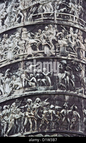 Bronze-Reliefs des 19. Jahrhunderts Vendome Spalte (Colonne Vendôme) Paris Frankreich Europa Stockfoto