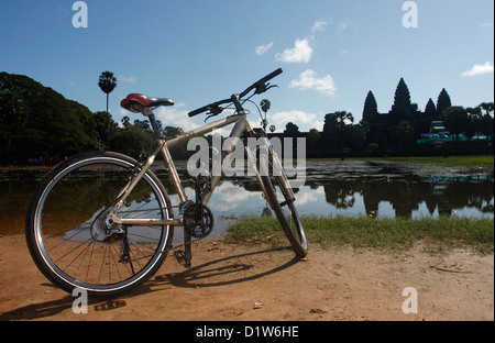 Angkor-Radtour mit Grasshopper Adventures, Angkor Wat Stockfoto