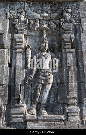 Bilder der Boddhisattva an Wand des Tempels Perwara (Wächter) Stockfoto