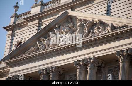 Detail des Hauptsitzes der HM Revenue and Customs, Parlament Street, Whitehall, Westminster, London, England, Vereinigtes Königreich Stockfoto