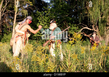 Ein freundliches Treffen zwischen Mountainmen Fallensteller und eine Native American Indian Stockfoto