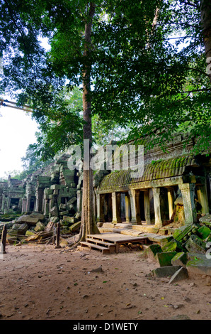 Sonnenaufgang von Srah Srang Tempel über Graben, Ankor Wat, Kambodscha Stockfoto