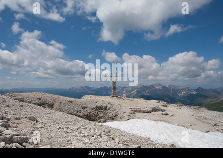 Spitze des Sass Pordoi, Passo Pordoi, Sella Gruppe, Dolomiten, Trentino Alto Adige, Italien Stockfoto