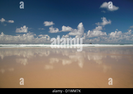 Strand Reflexionen, Konstantin Bay, North Cornwall, UK Stockfoto