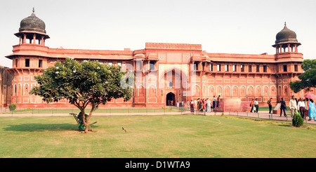 Blick auf Jahangiri Mahal in Agra Fort in Agra, Zentralindien. Stockfoto