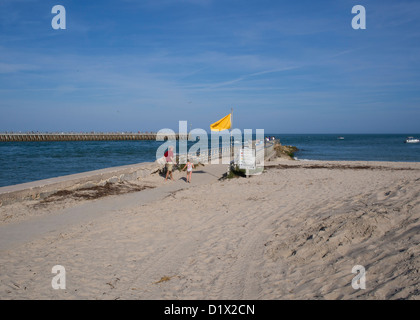 Angeln am Sebastian Inlet an der Ostküste von Florida Stockfoto