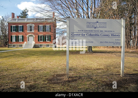 Zentrum für Columbia County Geschichte Zeichen vor der Vanderpoel House of HIstory, Kinderhook, New York Stockfoto