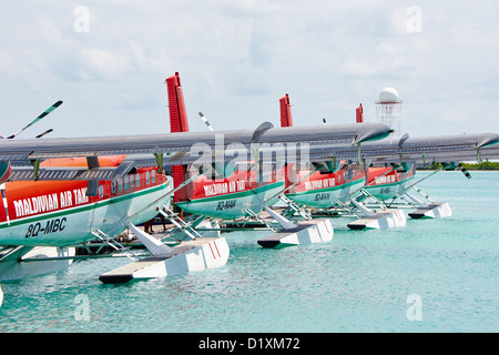 Maldivian Air Taxi Wasserflugzeuge im Malé International Airport-Terminal auf den Malediven Stockfoto