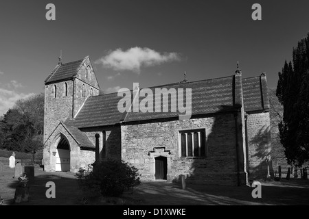 Kirche des Heiligen Kreuzes auf dem Gelände des Ilam Halle im Dorf Ilam, Staffordshire, Peak, Bezirk, National, Park Stockfoto