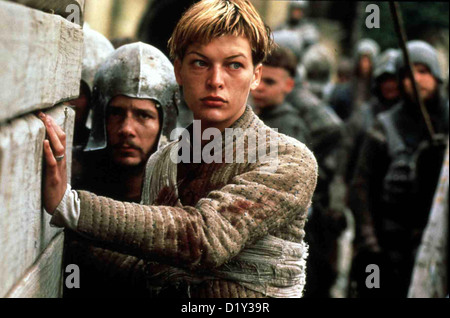 Johanna Von Orleans Jeanne d ' Arc Milla Jovovich Johanna (Milla Jovovich) Wird Durch Eine Intrige als Ketzerin Verurteilt. *** Stockfoto