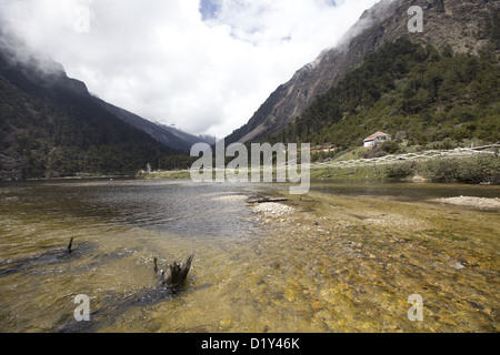 Shungatser See oder Madhuri See, Tawang, Arunachal Pradesh, Indien Stockfoto