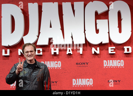 US-Regisseur Quentin Tarantino kommt für die Premiere des neuen Films "Django Unchained" Cinestar-Kinos in Berlin, Deutschland, 8. Januar 2013. Der Film sollte in den deutschen Kinos am 17. Januar 2013 veröffentlicht werden. FOTO: BRITTA PEDERSEN Stockfoto
