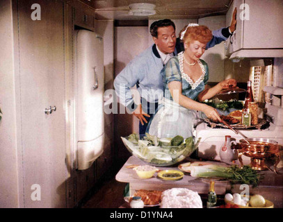 Villa Mit 100 Ps lange, lange Trailer, Desi Arnaz, Lucille Ball Gleich Nach der Hochzeit Soll es Losgehen: Tracy (Lucille Ball) Stockfoto