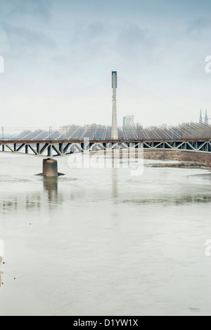 Fusse Brücke über den Fluss virtueller, Warschau, Polen. Stockfoto