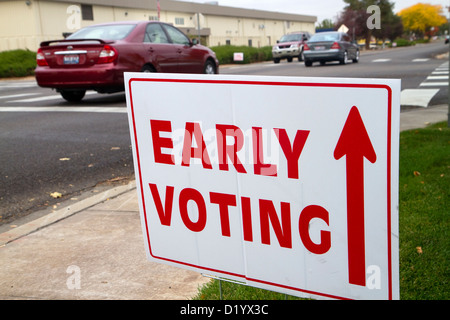 Vorbote Stimmrecht in einem Wahllokal in Boise, Idaho, USA. Stockfoto