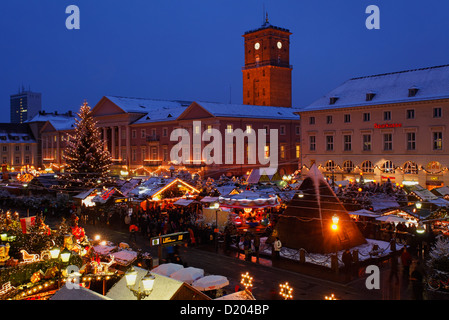 Weihnachtsmarkt in Karlsruhe, Baden-Württemberg, Deutschland Stockfoto