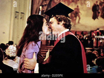 Liebe Geschichte Liebe Geschichte Ali MacGraw, Ryan O' Neal Oliver (Ryan O'Neal) ist Unsterblich in Jenny (Ali MacGraw) Verliebt, Und sie Stockfoto