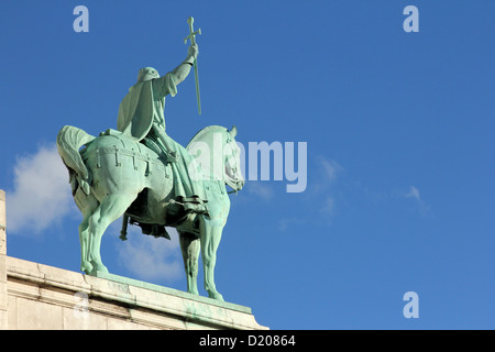 Equestrian Statue von Saint König Saint Louis Basilika Sacre Coeur in Paris, Frankreich. Stockfoto