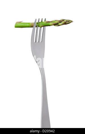 Spargel-Speer auf einer Gabel auf weißen Hintergrund isoliert Stockfoto