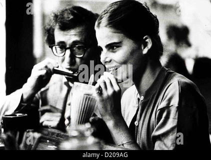 Manhattan Manhattan Woody Allen, Mariel Hemingway Mit der 17-Jaehrigen Tracy (Mariel Hemingway) Hut Isaac (Woody Allen) Stockfoto