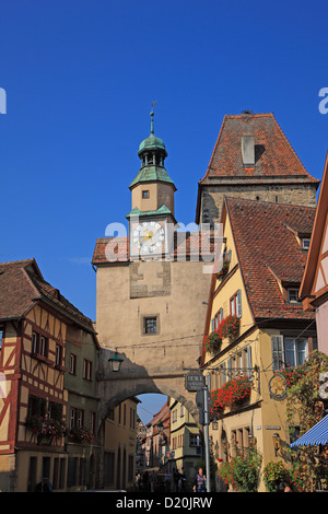 Deutschland, Bayern, Rothenburg Ob der Tauber, Markus Turm und Roder Arch Stockfoto