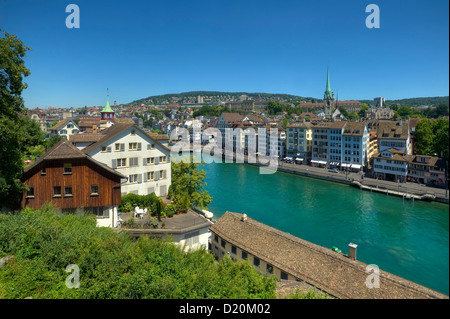 Blick auf Limmat und Niederdorf, Zürich, Schweiz Stockfoto